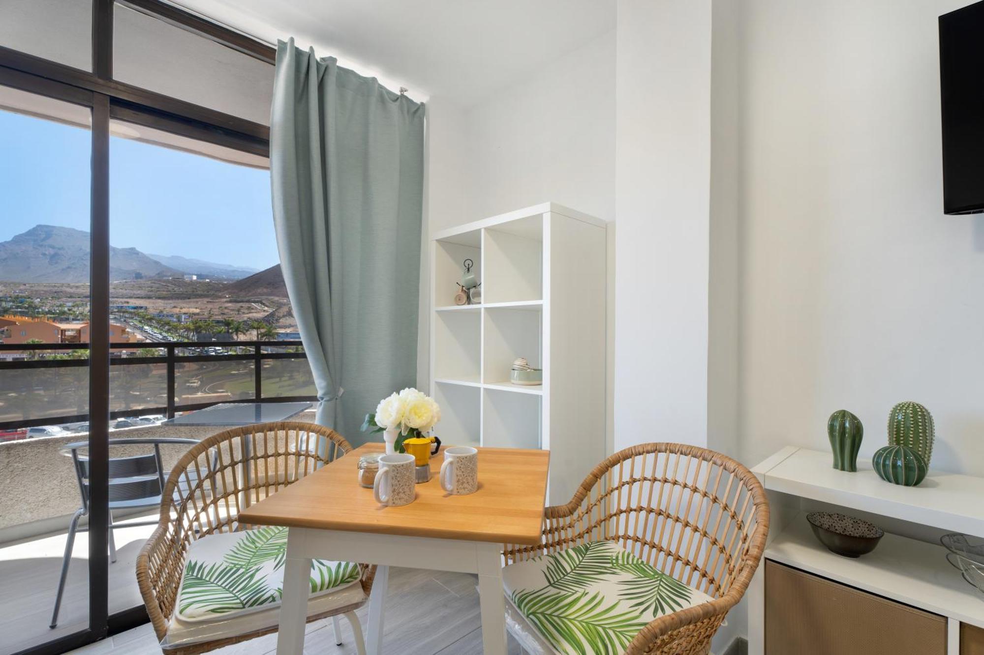 Apto Shasha Los Cristianos By Paramount Holidays Arona  Exterior photo